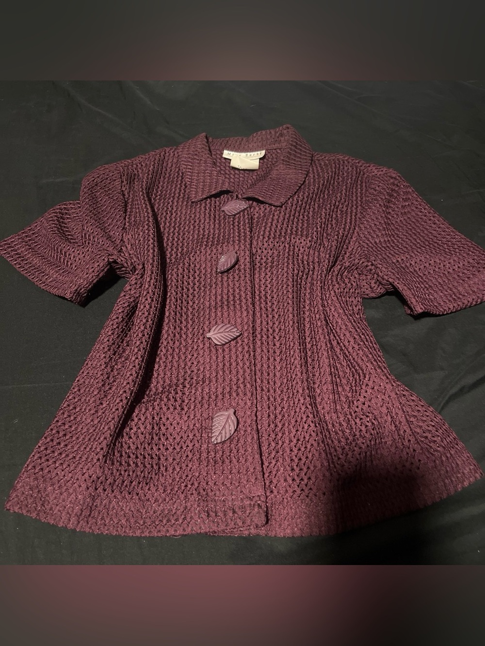 Leaf-Button Short-Sleeve Knit Button-Front Top in Burgundy